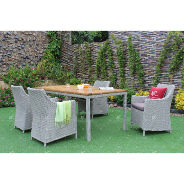 Hot trendy UV resistance Wicker PE Rattan Dining set table and 4 chairs Outdoor Furniture